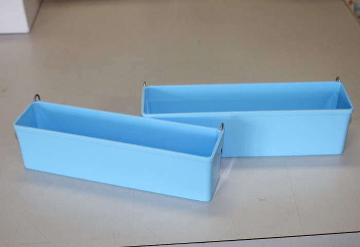 長角エサ入れ 大 450円